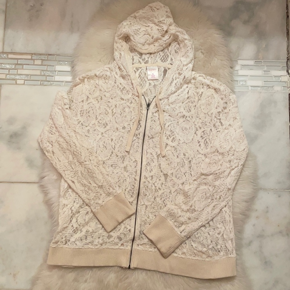 Jasmine & Ginger Lace Hoodie with Shorts
